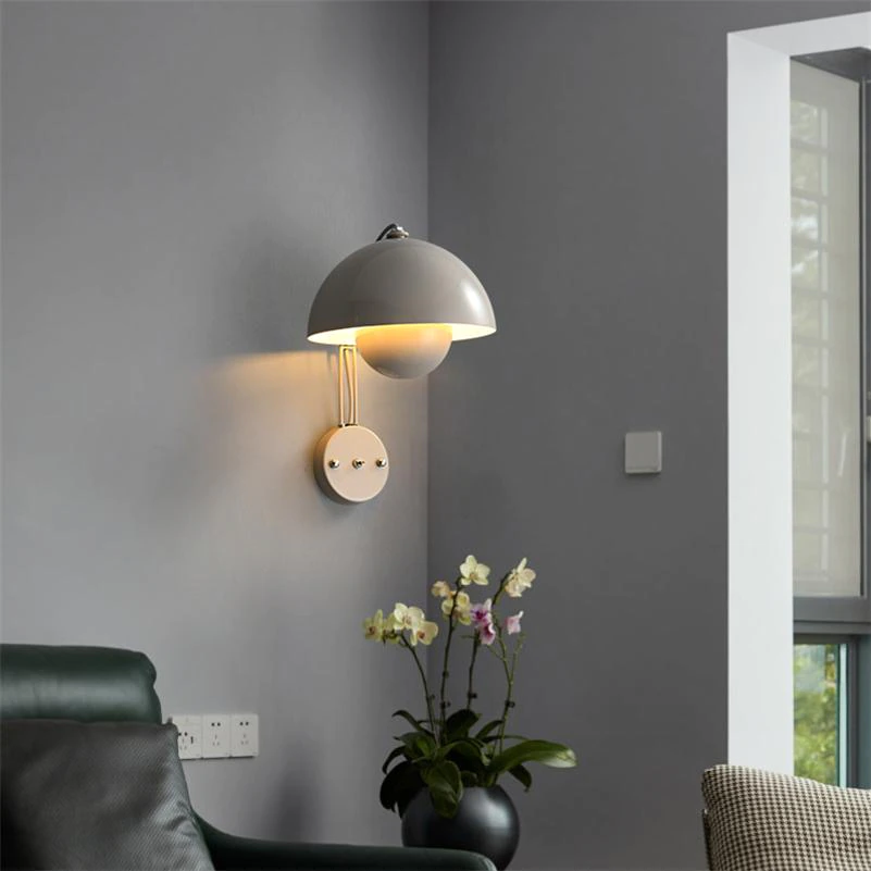How to Uplight a Wall Lamp