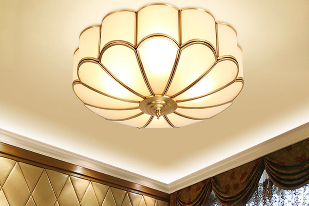 Elegante Messing-Deckenleuchten für europäische Schlafzimmer